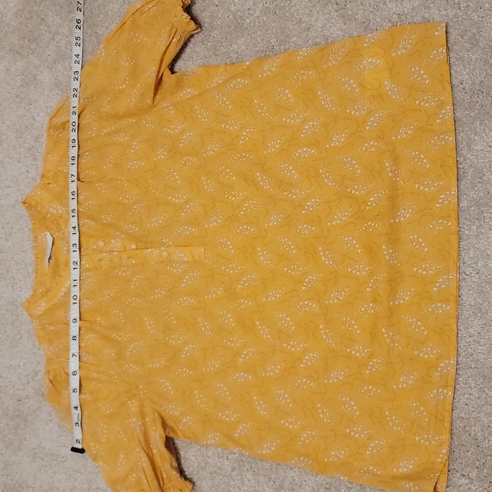 Lucky Brand Women's Short Sleeve Blouse. Medium, Color: Yellow - Picture 7 of 7